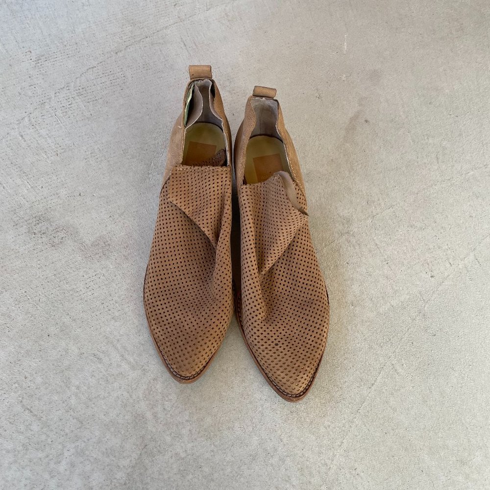 Dolce Vita Tan Heeled Ankle Boots